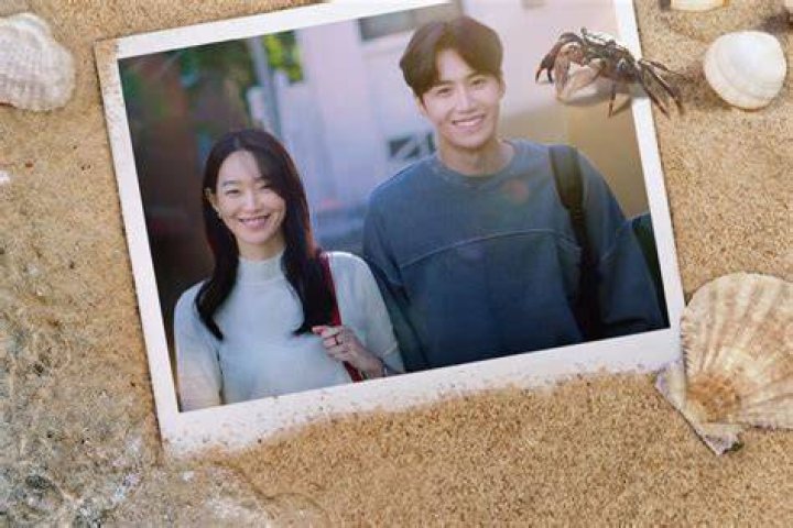 Does Hometown Cha Cha Cha have a happy ending?