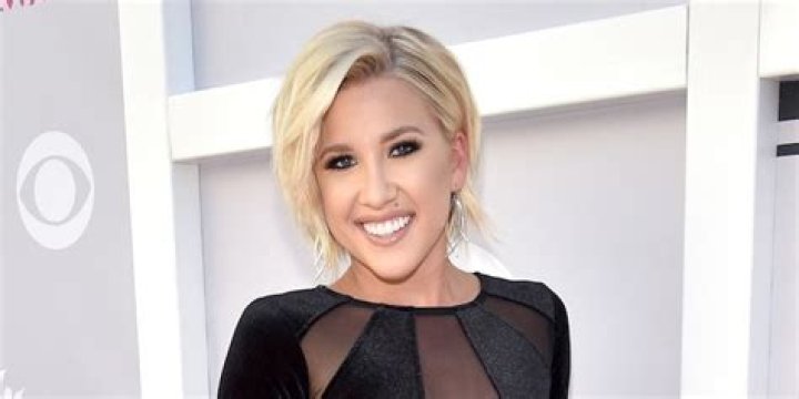 Does Savannah Chrisley still have her clothing line?