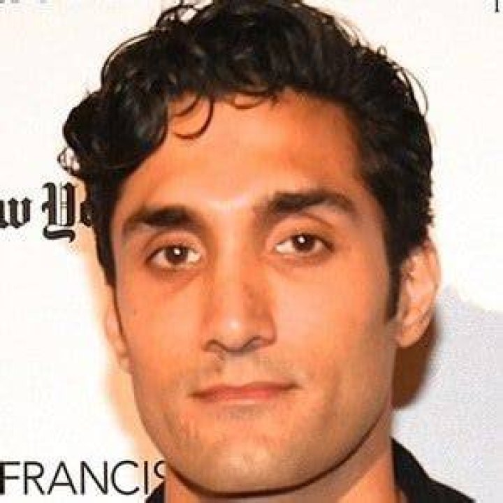 Dominic Rains (TV Actor) - Age, Birthday, Bio, Facts, Family, Net Worth, Height & More