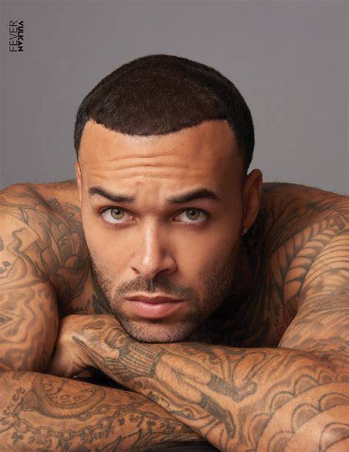 Don Benjamin (Model) - Age, Birthday, Bio, Facts, Family, Net Worth, Height & More