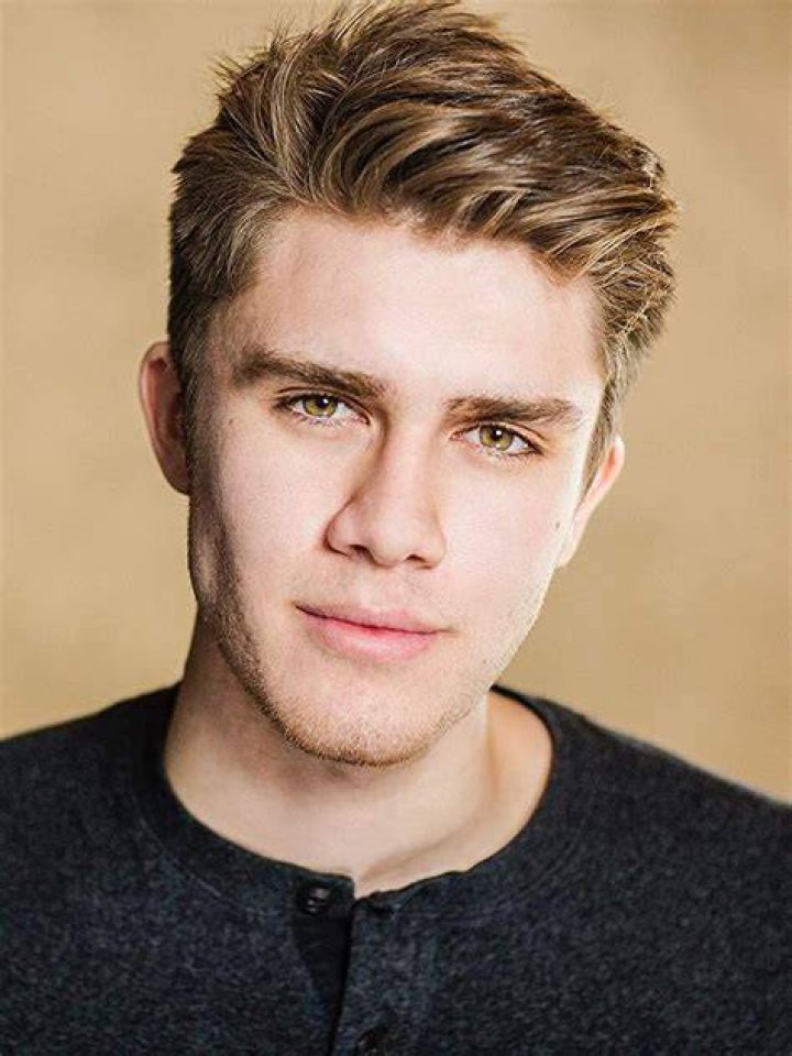 Donald Maclean Jr. (TV Actor) - Age, Birthday, Bio, Facts, Family, Net Worth, Height & More