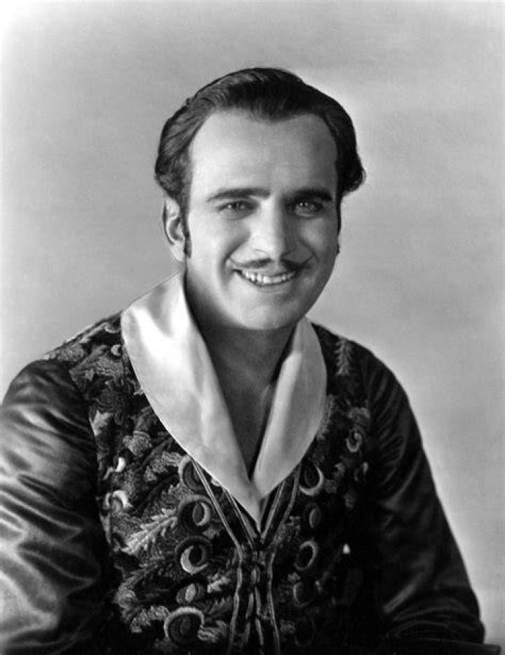 Douglas Fairbanks Jr. (Movie Actor) - Age, Birthday, Bio, Facts, Family, Net Worth, Height & More