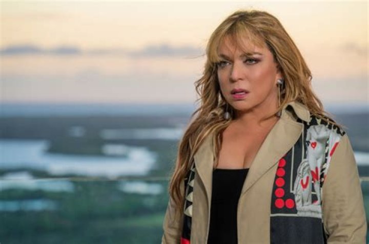 Ednita Nazario (Cantante de Música Mundial) - Edad, cumpleaños, biografía, hechos, familia, patrimonio neto, altura y más