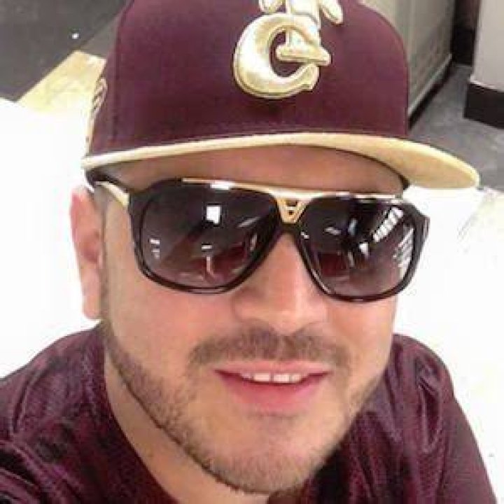 El Komander (World Music Singer) - Age, Birthday, Bio, Facts, Family, Net Worth, Height & More