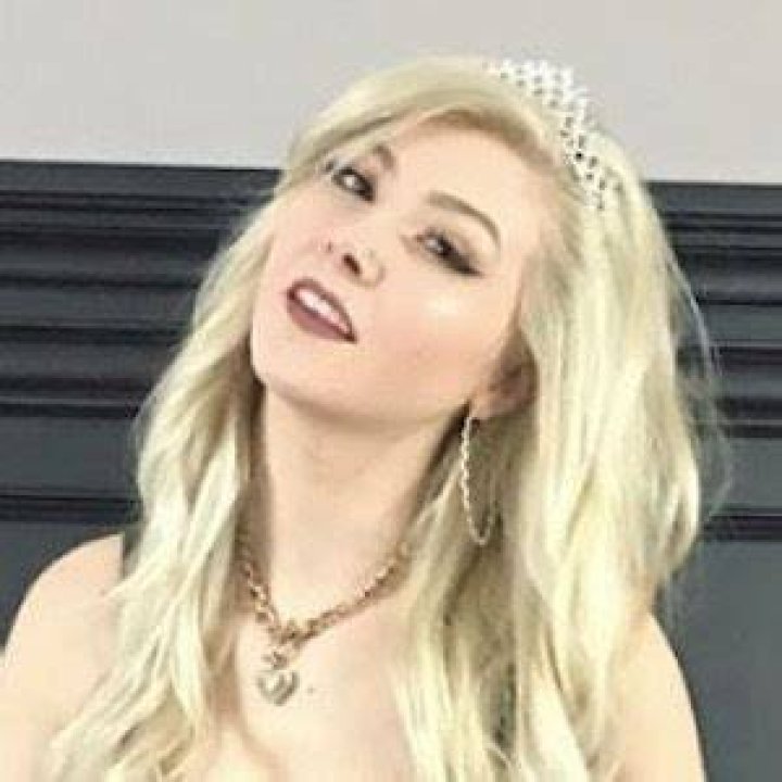 ElleBelle ASMR