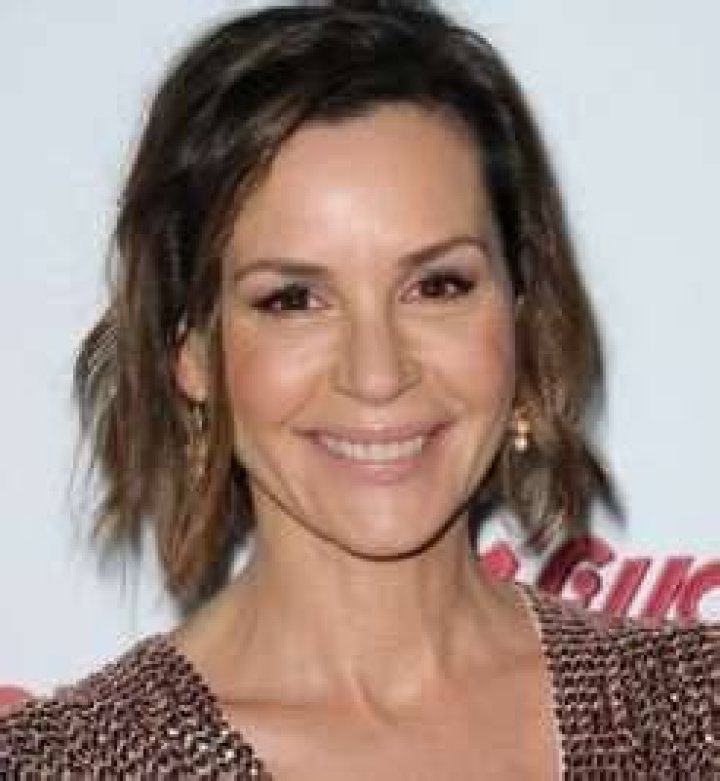 Embeth Davidtz (TV Actress) - Age, Birthday, Bio, Facts, Family, Net Worth, Height & More