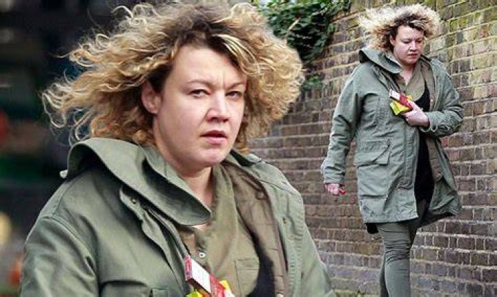 Emily Lloyd (Movie Actress) - Age, Birthday, Bio, Facts, Family, Net Worth, Height & More