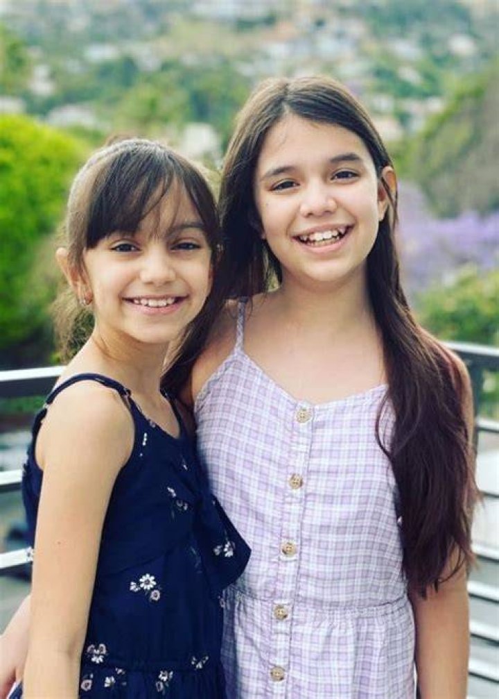 Emily TwoSistersToyStyle (YouTube Star) - Age, Birthday, Bio, Facts, Family, Net Worth, Height & More