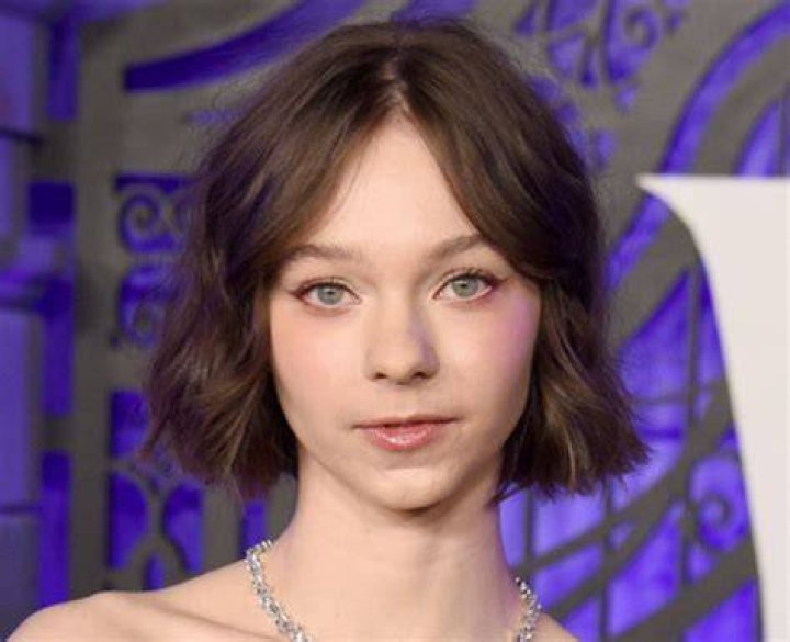 Emma Myers (Movie Actress) - Age, Birthday, Bio, Facts, Family, Net Worth, Height & More