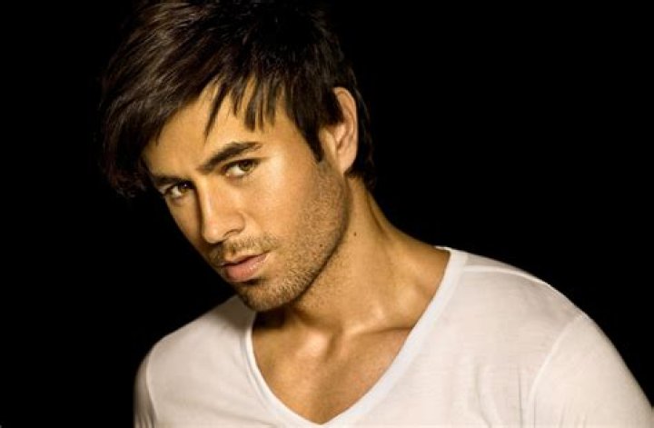 Enrique Iglesias (Cantor Pop) - Idade, aniversário, biografia, fatos, família, patrimônio líquido, altura e muito mais