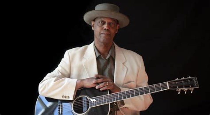 Eric Bibb