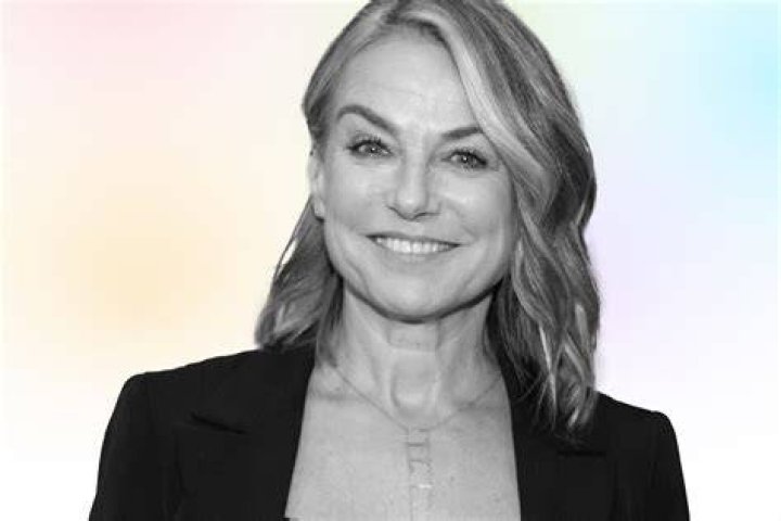Esther Perel (Psychologist) - Age, Birthday, Bio, Facts, Family, Net Worth, Height & More