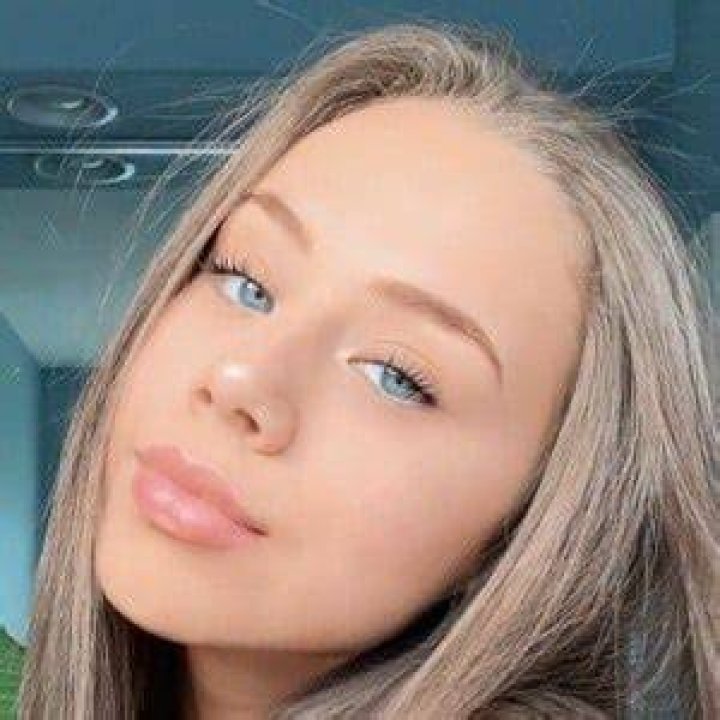 Fernanda Ramirez (YouTube Star) - Age, Birthday, Bio, Facts, Family, Net Worth, Height & More