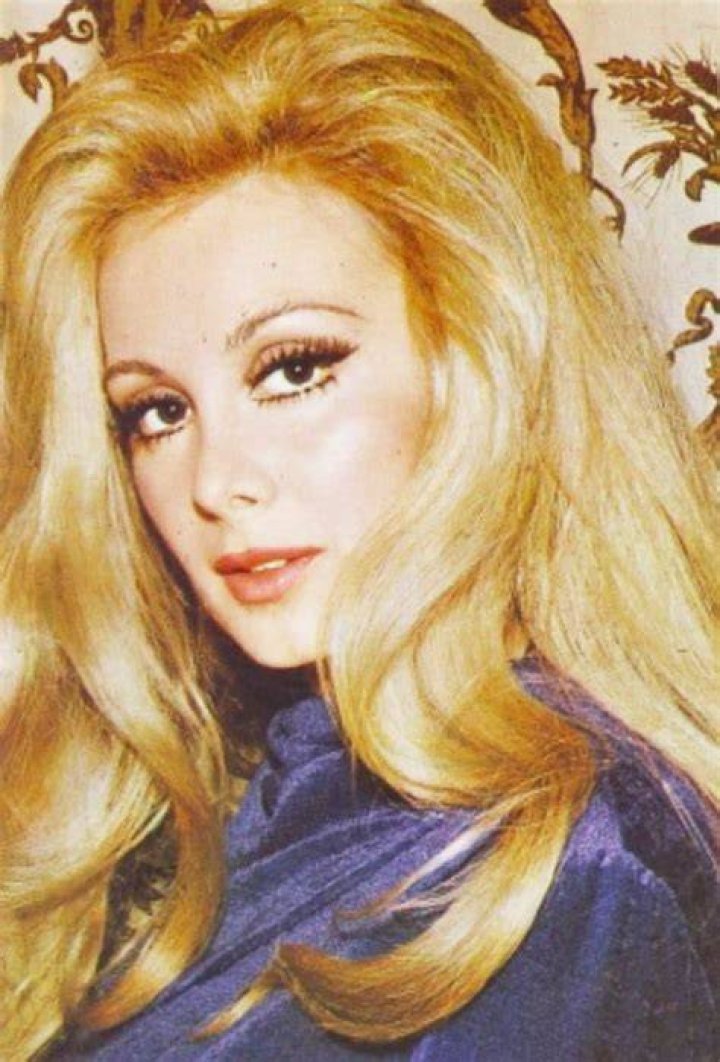 Filiz Akin (Movie Actress) - Age, Birthday, Bio, Facts, Family, Net Worth, Height & More