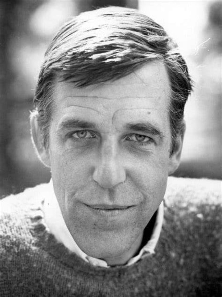 Fred Gwynne (TV Actor) - Age, Birthday, Bio, Facts, Family, Net Worth, Height & More