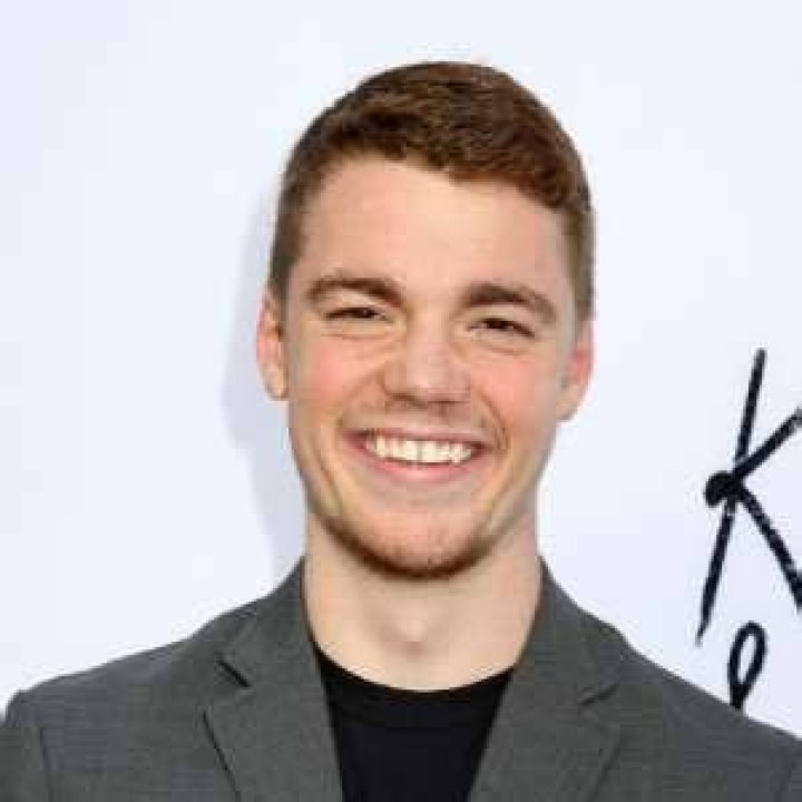 Gabriel Basso (TV Actor) - Age, Birthday, Bio, Facts, Family, Net Worth, Height & More