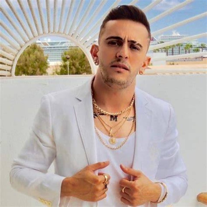 Gabriel Martínez (Pop Singer) - Age, Birthday, Bio, Facts, Family, Net Worth, Height & More