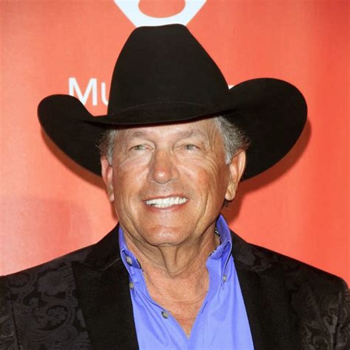 George Strait (Country Singer) - Age, Birthday, Bio, Facts, Family, Net Worth, Height & More