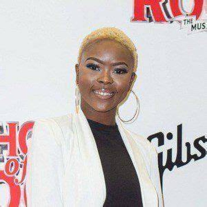 Gifty Louise Agyeman (World Music Singer) - Age, Birthday, Bio, Facts, Family, Net Worth, Height & More