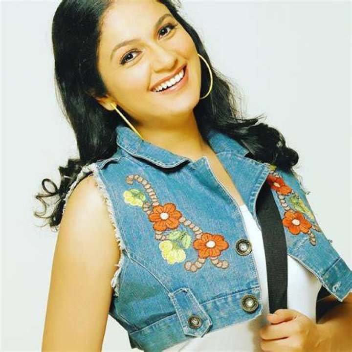 Gracy Singh (Movie Actress) - Age, Birthday, Bio, Facts, Family, Net Worth, Height & More