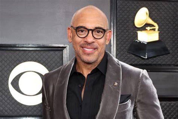 Harvey Mason Jr. (Music Producer) - Age, Birthday, Bio, Facts, Family, Net Worth, Height & More
