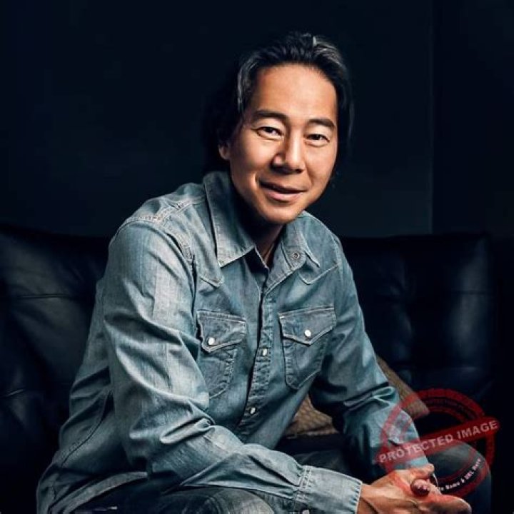 Henry Cho (Comedian) - Age, Birthday, Bio, Facts, Family, Net Worth, Height & More