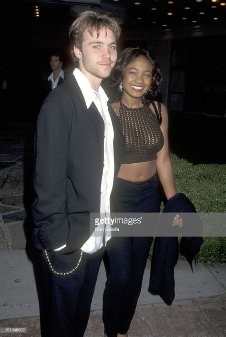 How long did Tatyana Ali and Jonathan Brandis date?