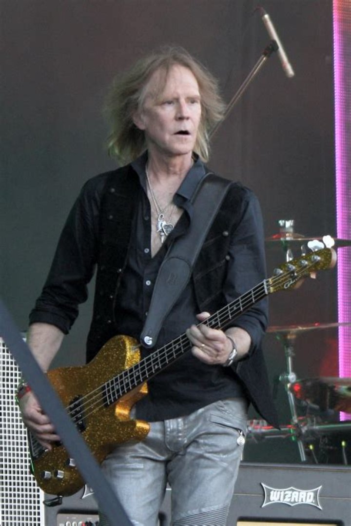 How long has Tom Hamilton been the voice of the Indians?