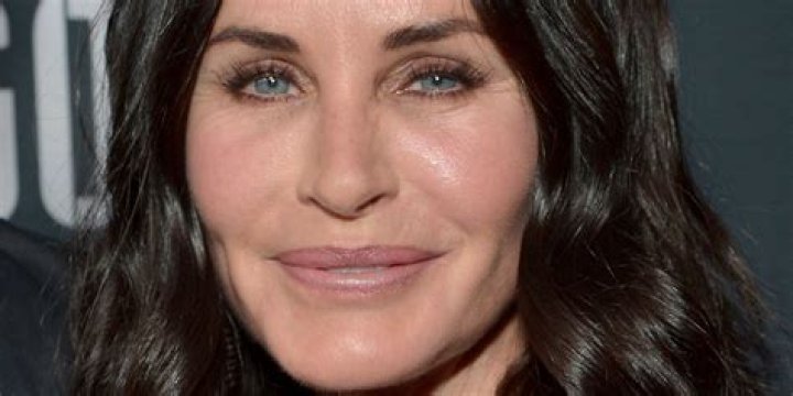 How much did Courtney Cox make Scream? – Celebrity.fm – #1 Official Stars, Business & People Network, Wiki, Success story, Biography & Quotes