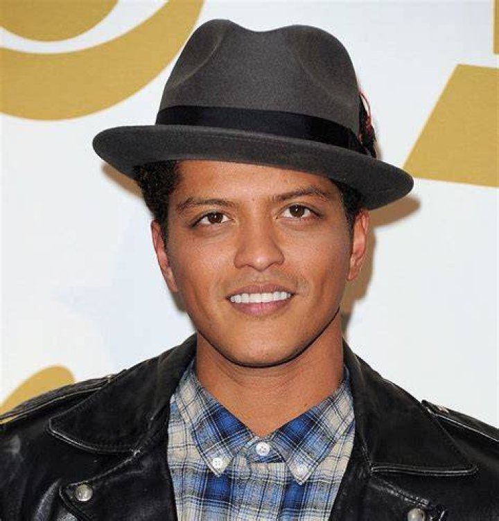 How much is Bruno Mars worth? – Celebrity.fm – #1 Official Stars, Business & People Network, Wiki, Success story, Biography & Quotes