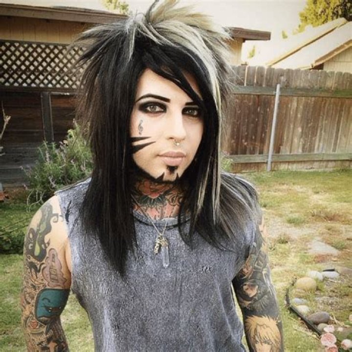 How much is Dahvie vanity worth?