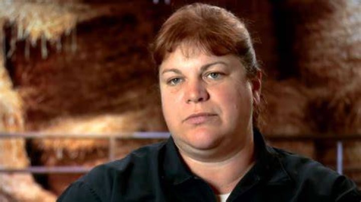 How much is Dr Brenda worth on Dr. Pol?