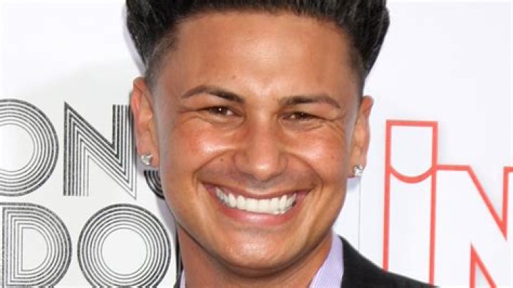 How much is Pauly D net worth?