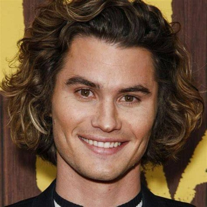 How old is Chase Stokes from Outer Banks? – Celebrity.fm – #1 Official Stars, Business & People Network, Wiki, Success story, Biography & Quotes