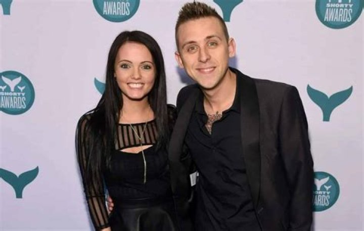 How old is Roman Atwood wife Brittney? – Celebrity.fm – #1 Official Stars, Business & People Network, Wiki, Success story, Biography & Quotes