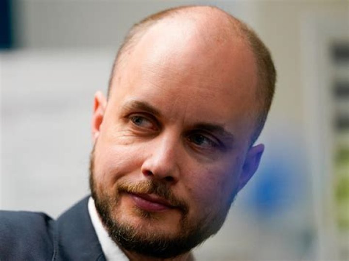 Hvem kjøper nå betaler senere? – Celebrity.fm