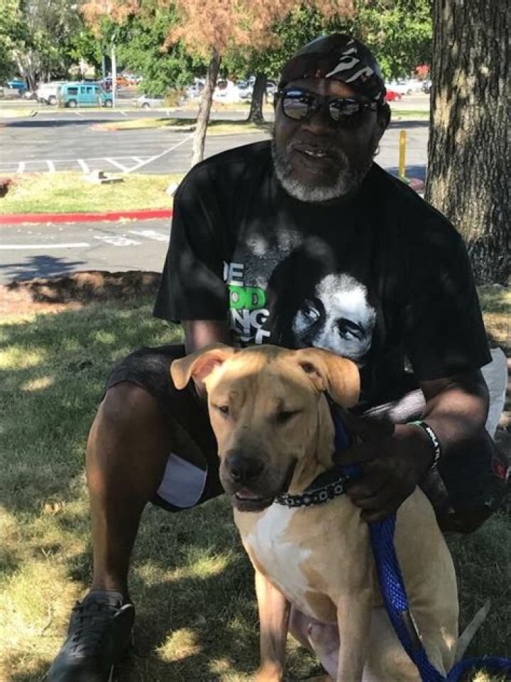 Is Earl from pitbulls and parolees still in jail?