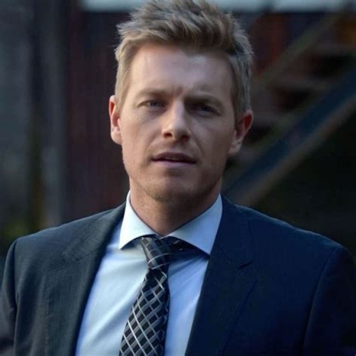 Is Eddie Thawne evil? – Celebrity.fm – #1 Official Stars, Business & People Network, Wiki, Success story, Biography & Quotes