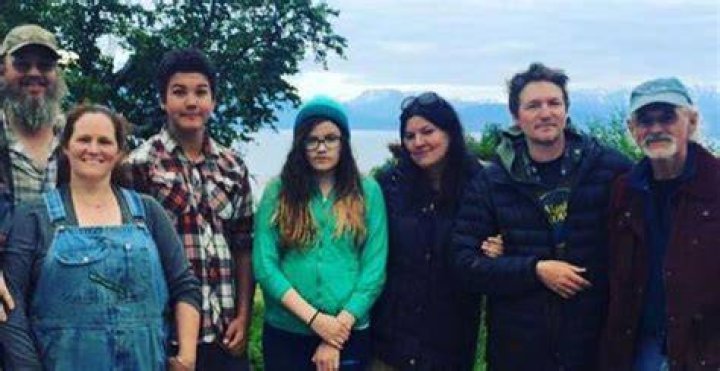 Is Jane Kilcher Etienne’s mother?