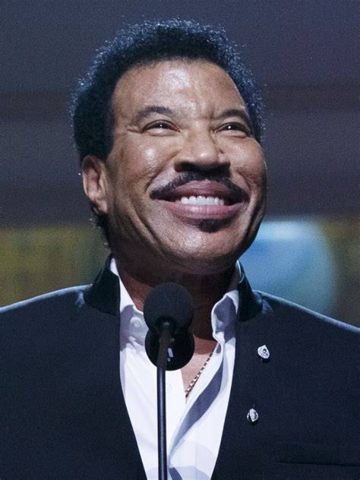 Is Lionel Richie a billionaire? – Celebrity.fm – #1 Official Stars, Business & People Network, Wiki, Success story, Biography & Quotes
