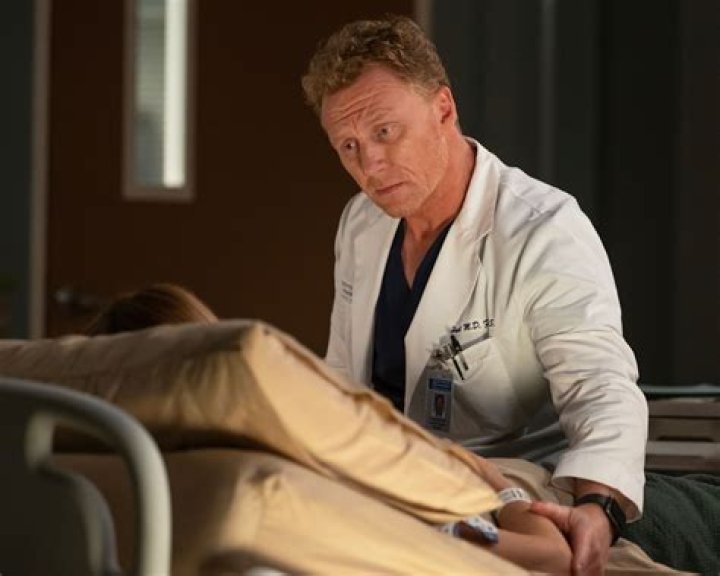 Is Owen Hunt leaving GREY’s anatomy? – Celebrity.fm – #1 Official Stars, Business & People Network, Wiki, Success story, Biography & Quotes
