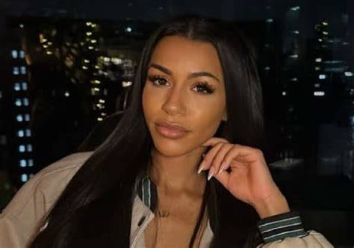 Izzy Fairthorne (Reality Star) - Age, Birthday, Bio, Facts, Family, Net Worth, Height & More