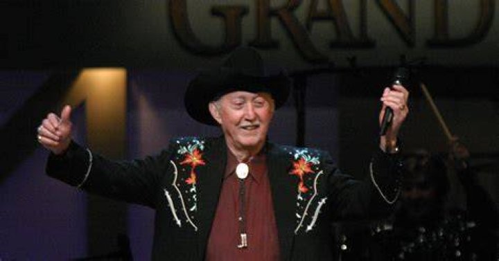 Jack Greene (Country Singer) - Age, Birthday, Bio, Facts, Family, Net Worth, Height & More