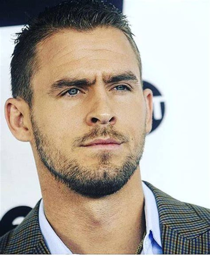 Jack Kesy (TV Actor) - Age, Birthday, Bio, Facts, Family, Net Worth, Height & More