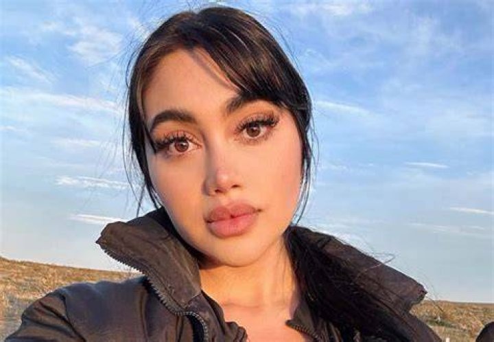 Jailyne Ojeda Ochoa (Instagram Star) - Age, Birthday, Bio, Facts, Family, Net Worth, Height & More