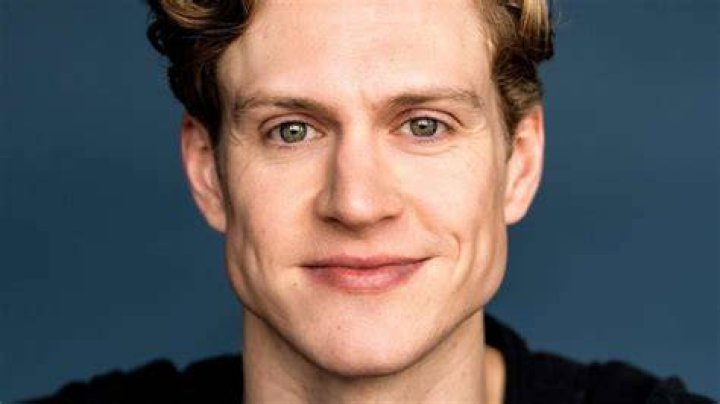 James Daly (TV Actor) - Age, Birthday, Bio, Facts, Family, Net Worth, Height & More