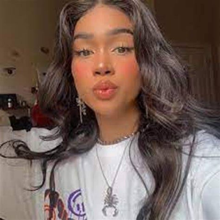 Janice Garay (Instagram Star) - Age, Birthday, Bio, Facts, Family, Net Worth, Height & More