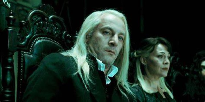 Jason Isaacs