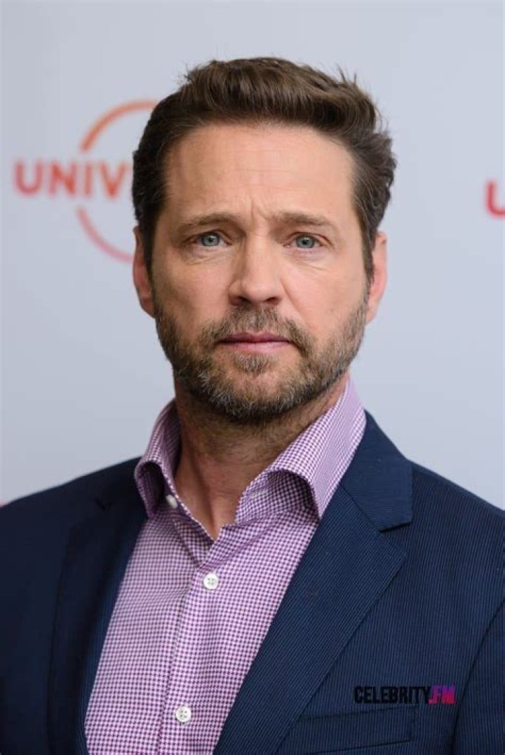 Jason Priestley Wiki, Biography, Age, Siblings, Contact & Informations