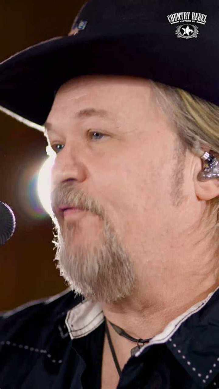 Jeff Bates (Country Singer) - Age, Birthday, Bio, Facts, Family, Net Worth, Height & More